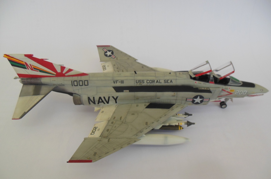 F-4B VF-111 SUNDOWNERS  Small 5