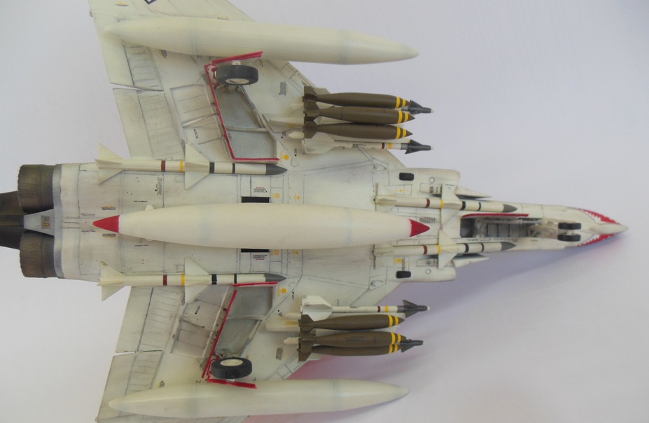 F-4B VF-111 SUNDOWNERS  Small 15