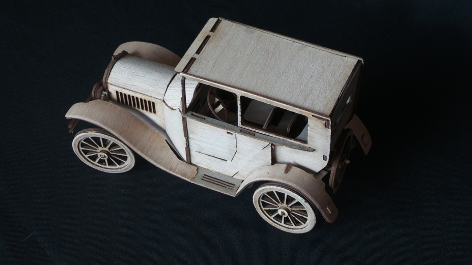 Ford Tudor Sedan 1924 Small 