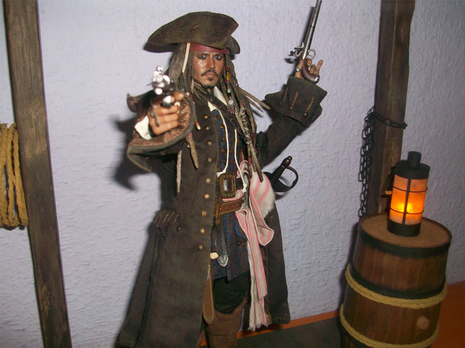 Jack Sparrow diorama Small 11